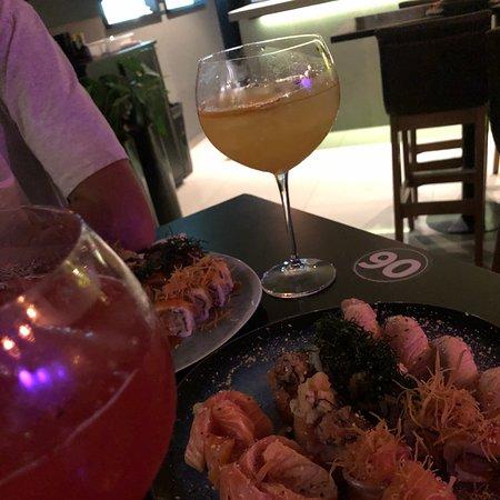 Div Eat and Drink Bar